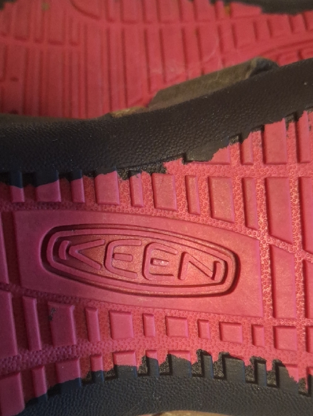KEEN Dauntless Strappy Leather Sandals Pink Brown Gorpcore Comfort Sz 9 - Picture 2 of 6